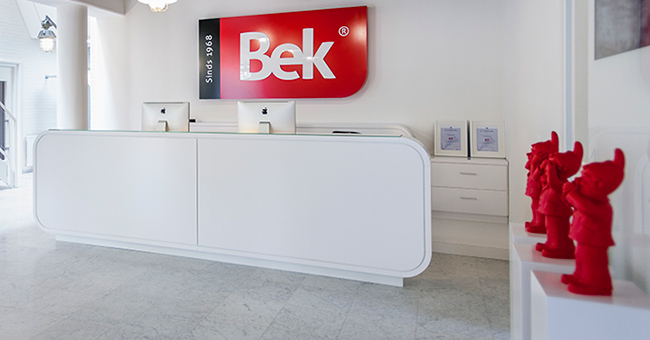 Maatwerk balie bij Bek