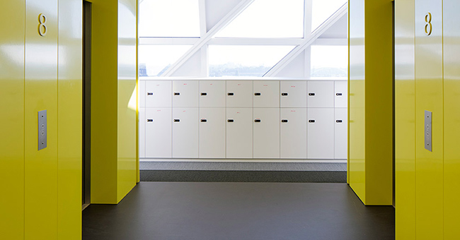 Op maat gemaakte lockers door Lande in het Havenhuis. Foto: Sarah Blee.