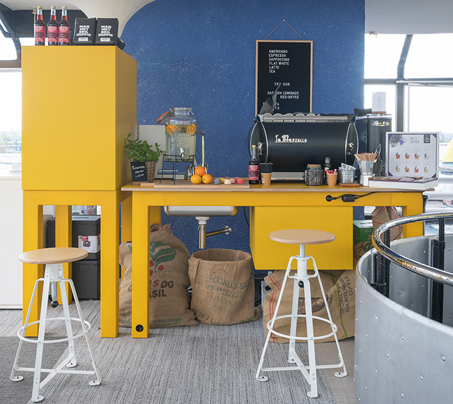 Modulaire keuken Zok ingericht als espresso bar