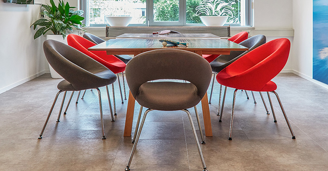 Ping tafel in de overlegruimte bij De Creatieve Afdeling
