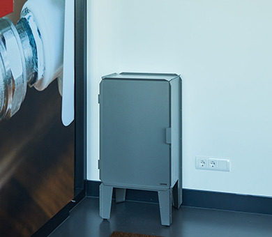 Cabinet45 kast op het kantoor van Kemkens.