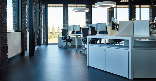 Trigon bureau's in trapezium vorm met Trigon storage eronder. 