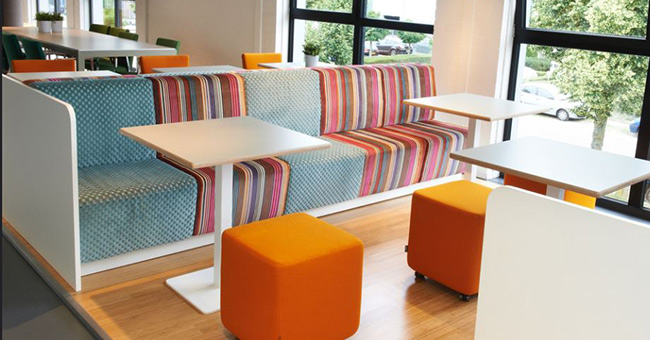 MCSofa bank, Club tafel en Dots